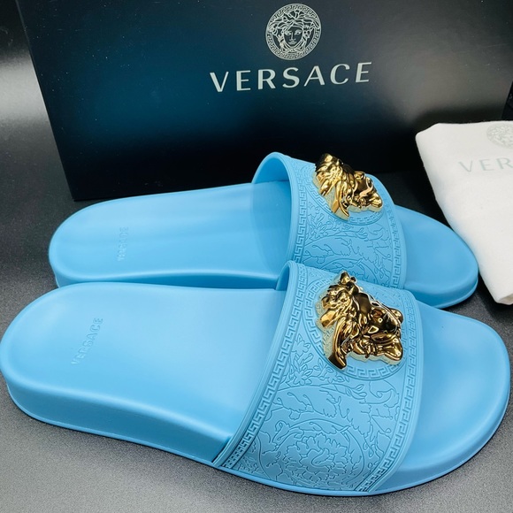 Versace Women’s Palazzo Pool Slides SIZE 37 Light Blue NWB AUTHENTIC - Picture 4 of 7